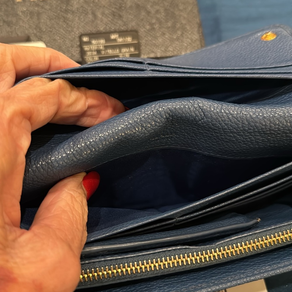 BEAUTIFUL COBALT BLUE PRADA VITELLO DOUBLE LONG WALLET W COA BOX AND CARDS INCL. - Picture 6 of 13